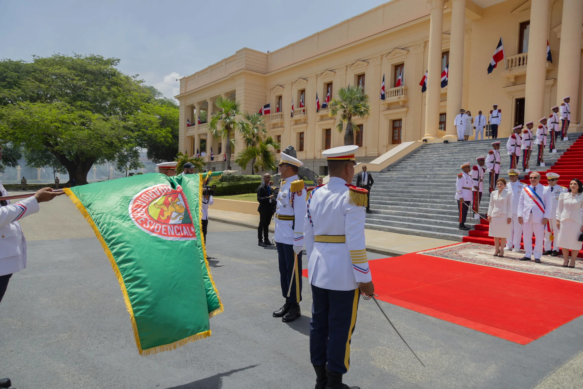 JohnMcFarlane.com- 1585.webp